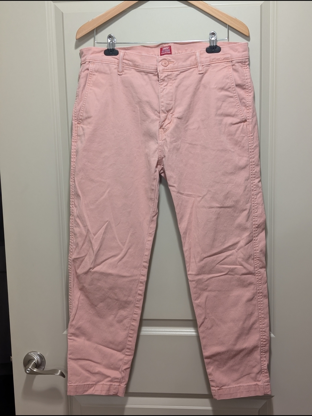 Levi's XX Chino in Light Pink